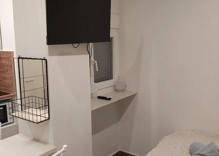 Anibo & A210 塞萨洛尼基